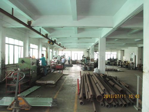 復(fù)合機(jī)械制造車(chē)間