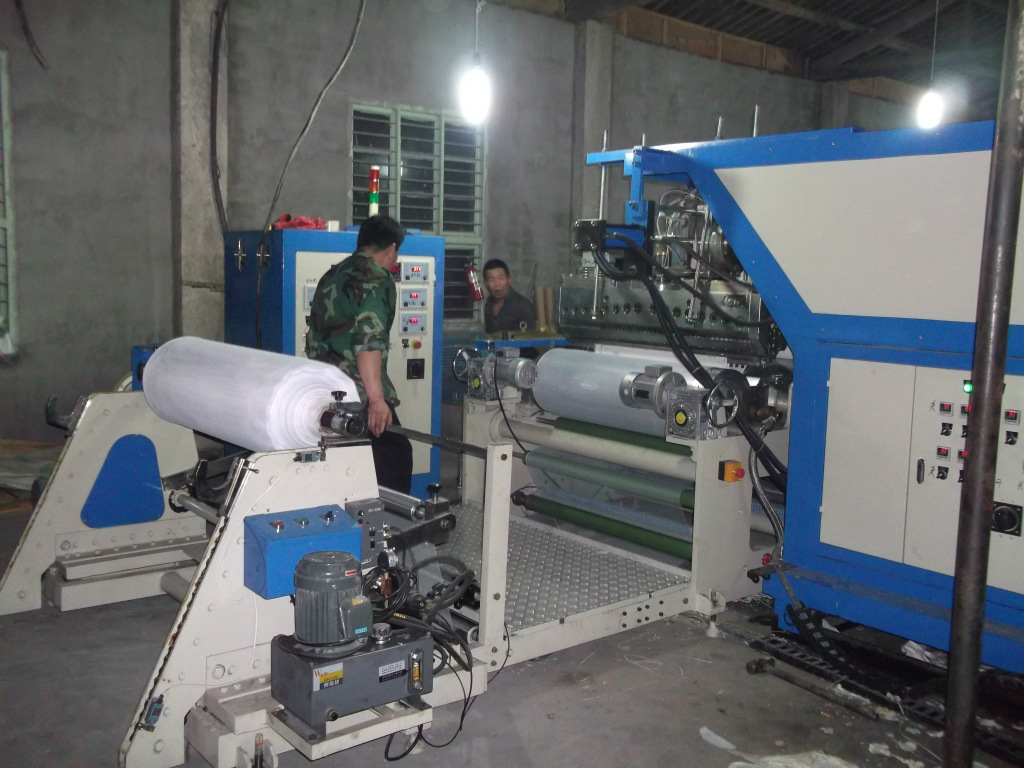 熱熔膠涂布機(jī)的廣泛應(yīng)用領(lǐng)域有哪些？